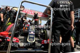 Pastor Maldonado (VEN), Lotus F1 Team  12.04.2015. Formula 1 World Championship, Rd 3, Chinese Grand Prix, Shanghai, China, Race Day.