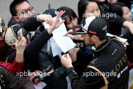 Romain Grosjean (FRA), Lotus F1 Team  09.04.2015. Formula 1 World Championship, Rd 3, Chinese Grand Prix, Shanghai, China, Preparation Day.
