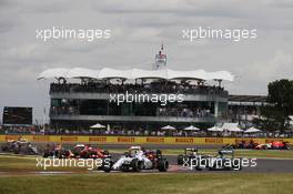 Valtteri Bottas (FIN) Williams FW37 at the start of the race. 05.07.2015. Formula 1 World Championship, Rd 9, British Grand Prix, Silverstone, England, Race Day.