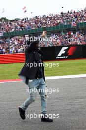 Lewis Hamilton (GBR) Mercedes AMG F1 with the fans on the drivers parade. 05.07.2015. Formula 1 World Championship, Rd 9, British Grand Prix, Silverstone, England, Race Day.