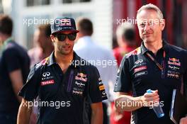 Daniel Ricciardo (AUS) Red Bull Racing with Jonathan Wheatley (GBR) Red Bull Racing Team Manager. 24.07.2015. Formula 1 World Championship, Rd 10, Hungarian Grand Prix, Budapest, Hungary, Practice Day.