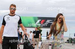 (L to R): Jenson Button (GBR) McLaren with his wife Jessica Button (JPN). 26.07.2015. Formula 1 World Championship, Rd 10, Hungarian Grand Prix, Budapest, Hungary, Race Day.