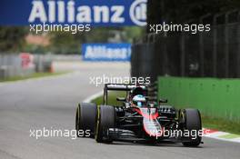 Fernando Alonso (ESP) McLaren MP4-30. 04.09.2015. Formula 1 World Championship, Rd 12, Italian Grand Prix, Monza, Italy, Practice Day.