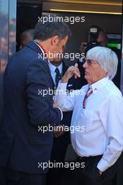 (L to R): Matteo Renzi (ITA) Italian Prime Minister with Bernie Ecclestone (GBR). 06.09.2015. Formula 1 World Championship, Rd 12, Italian Grand Prix, Monza, Italy, Race Day.