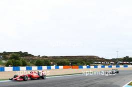 Kimi Raikkonen (FIN) Ferrari SF15-T lleads Nico Rosberg (GER) Mercedes AMG F1 W06. 03.02.2015. Formula One Testing, Day Three, Jerez, Spain.