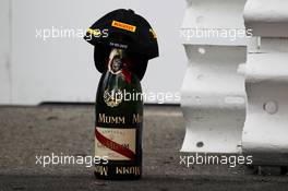Winner's champagne and cap. 24.05.2015. Formula 1 World Championship, Rd 6, Monaco Grand Prix, Monte Carlo, Monaco, Race Day.