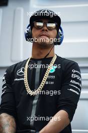 Lewis Hamilton (GBR) Mercedes AMG F1 on the drivers parade. 24.05.2015. Formula 1 World Championship, Rd 6, Monaco Grand Prix, Monte Carlo, Monaco, Race Day.