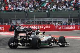 Sergio Perez (MEX) Sahara Force India F1 VJM08 waves at the end of the race. 01.11.2015. Formula 1 World Championship, Rd 17, Mexican Grand Prix, Mexixo City, Mexico, Race Day.