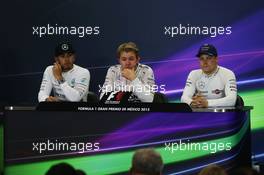 The post race FIA Press Conference (L to R): Lewis Hamilton (GBR) Mercedes AMG F1, second; Nico Rosberg (GER) Mercedes AMG F1, race winner; Valtteri Bottas (FIN) Williams, third. 01.11.2015. Formula 1 World Championship, Rd 17, Mexican Grand Prix, Mexixo City, Mexico, Race Day.