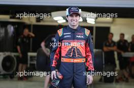 Sergio Perez (MEX) Sahara Force India F1 in special Mexico themed livery race suit. 29.10.2015. Formula 1 World Championship, Rd 17, Mexican Grand Prix, Mexixo City, Mexico, Preparation Day.