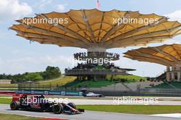 Max Verstappen (NLD) Scuderia Toro Rosso STR10. 27.03.2015. Formula 1 World Championship, Rd 2, Malaysian Grand Prix, Sepang, Malaysia, Friday.