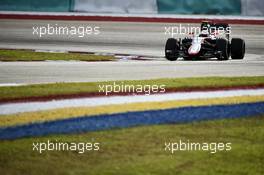 Fernando Alonso (ESP) McLaren MP4-30. 28.03.2015. Formula 1 World Championship, Rd 2, Malaysian Grand Prix, Sepang, Malaysia, Saturday.