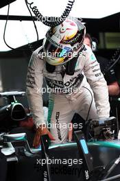 Lewis Hamilton (GBR) Mercedes AMG F1 W06. 28.03.2015. Formula 1 World Championship, Rd 2, Malaysian Grand Prix, Sepang, Malaysia, Saturday.
