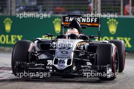 Nico Hulkenberg (GER) Sahara Force India F1 VJM08. 18.09.2015. Formula 1 World Championship, Rd 13, Singapore Grand Prix, Singapore, Singapore, Practice Day.