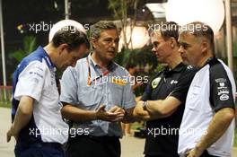 (L to R): Steve Nielsen (GBR) Williams Sporting Manager with Mario Isola (ITA) Pirelli Racing Manager; Alan Permane (GBR) Lotus F1 Team Trackside Operations Director; Dave Redding (GBR) McLaren Sporting Director. 18.09.2015. Formula 1 World Championship, Rd 13, Singapore Grand Prix, Singapore, Singapore, Practice Day.