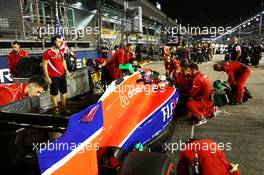 Alexander Rossi (USA) Manor Marussia F1 Team on the grid. 20.09.2015. Formula 1 World Championship, Rd 13, Singapore Grand Prix, Singapore, Singapore, Race Day.
