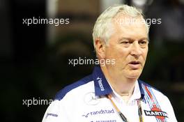 Pat Symonds (GBR) Williams Chief Technical Officer. 19.09.2015. Formula 1 World Championship, Rd 13, Singapore Grand Prix, Singapore, Singapore, Qualifying Day.