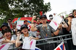 Fans. 20.09.2015. Formula 1 World Championship, Rd 13, Singapore Grand Prix, Singapore, Singapore, Race Day.