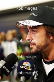 Fernando Alonso (ESP) McLaren with the media. 24.10.2015. Formula 1 World Championship, Rd 16, United States Grand Prix, Austin, Texas, USA, Qualifying Day.