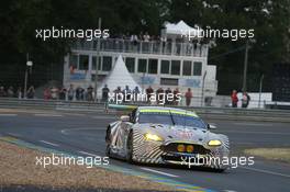 Darren Turner (GBR) / Stefan Mucke (GER) / Rob Bell (GBR) #97 Aston Martin Vantage V8. 11.06.2015. FIA World Endurance Championship Le Mans 24 Hours, Qualifying, Le Mans, France. Thursday.