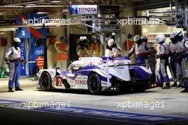 Alexander Wurz, Stéphane Sarrazin, Mike Conway #2 Toyota Racing Toyota TS040 Hybrid 10.06.2015. Le Mans 24 Hour, Qualifying, Le Mans, France.