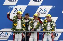 Podium, 2nd LMP2, Simon Dolan, Mitch Evans, Oliver Turvey #38 Jota Sport Gibson 015S 14.06.2015. Le Mans 24 Hour, Race, Le Mans, France.