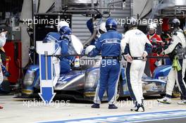 Pitstop, Matthew Howson, Richard Bradley, Nicolas Lapierre #47 KCMG ORECA 05 14.06.2015. Le Mans 24 Hour, Race, Le Mans, France.