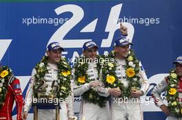 Podium, 1st Nico Hülkenberg, Nick Tandy, Earl Bamber #19 Porsche Team Porsche 919 Hybrid 14.06.2015. Le Mans 24 Hour, Race, Le Mans, France.