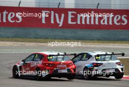 Pepe Oriola (ESP) SEAT Leon Racer, Team Craft-Bamboo LUKOIL and Andrea Belicchi (ITA), SEAT Leon Racer, Target Competition 12.04.2015. TCR International Series, Rd 2, Shanghai, China, Sunday.