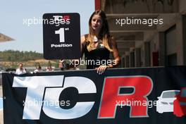 Race 2, Grid Girl 10.05.2015. TCR International Series, Rd 4, Portimao, Portugal Sunday.