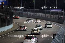 Filipe C. De Souza (MAC) SEAT Leon, Roadstar Racing Team and George Chou (TPE) SEAT Leon, Roadstar Racing Team 20.09.2015. TCR International Series, Rd 9, Marina Bay Street Circuit, Singapore, Sunday.