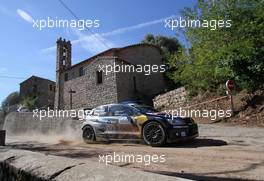 04.10.2015 - Sebastien Ogier, Julien Ingrassia (Volkswagen Polo WRC #1, Volkswagen Motorsport) 10.01-10.04.2015 FIA World Rally Championship 2015, Rd 11, Rally Corsica, Ajaccio, France