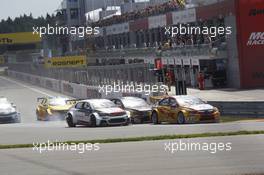 Tom Coronel (NLD) Cevrolet RML Cruze TC1, Roal Motorsport 07.06.2015. World Touring Car Championship, Rounds 09 and 10, Moscow Raceway, Moscow, Russia.
