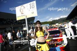 Grid girl of Augusto Farfus (BRA) BMW Team MTEK, BMW M4 DTM. 21.05.2016, DTM Round 2, Spielberg, Austria, Race 1, Saturday.