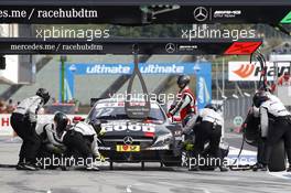 Pit stop Daniel Juncadella (ESP) Mercedes-AMG Team HWA, Mercedes-AMG C63 DTM. 25.09.2016, DTM Round 8, Hungaroring, Hungary, Sunday, Race.