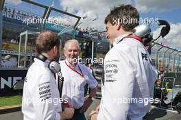 (L to R): Bradley Lord (GBR) Mercedes AMG F1 Communications Manager with Dr Helmut Marko (AUT) Red Bull Motorsport Consultant and Toto Wolff (GER) Mercedes AMG F1 Shareholder and Executive Director. 20.03.2016. Formula 1 World Championship, Rd 1, Australian Grand Prix, Albert Park, Melbourne, Australia, Race Day.