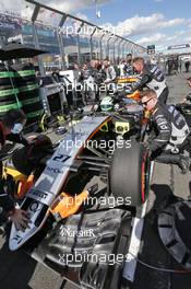 Nico Hulkenberg (GER) Sahara Force India F1 VJM09 on the grid. 20.03.2016. Formula 1 World Championship, Rd 1, Australian Grand Prix, Albert Park, Melbourne, Australia, Race Day.