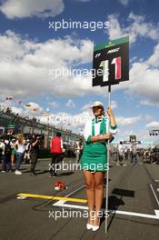 Grid girl for Sergio Perez (MEX) Sahara Force India F1. 20.03.2016. Formula 1 World Championship, Rd 1, Australian Grand Prix, Albert Park, Melbourne, Australia, Race Day.