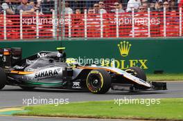 Sergio Perez (MEX) Sahara Force India F1 VJM09 spins. 19.03.2016. Formula 1 World Championship, Rd 1, Australian Grand Prix, Albert Park, Melbourne, Australia, Qualifying Day.