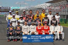 The drivers start of season group photograph. 20.03.2016. Formula 1 World Championship, Rd 1, Australian Grand Prix, Albert Park, Melbourne, Australia, Race Day.