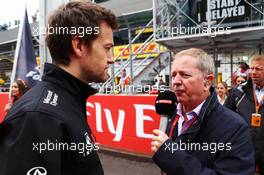 (L to R): Jolyon Palmer (GBR) Renault Sport F1 Team with Martin Brundle (GBR) Sky Sports Commentator on the grid. 03.07.2016. Formula 1 World Championship, Rd 9, Austrian Grand Prix, Spielberg, Austria, Race Day.