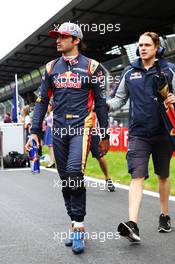 Carlos Sainz Jr (ESP) Scuderia Toro Rosso on the grid. 03.07.2016. Formula 1 World Championship, Rd 9, Austrian Grand Prix, Spielberg, Austria, Race Day.