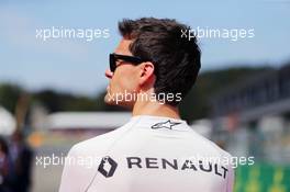 Jolyon Palmer (GBR) Renault Sport F1 Team as the grid observes the national anthem. 28.08.2016. Formula 1 World Championship, Rd 13, Belgian Grand Prix, Spa Francorchamps, Belgium, Race Day.