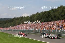 Kimi Raikkonen (FIN) Ferrari SF16-H with damage at the start of the race. 28.08.2016. Formula 1 World Championship, Rd 13, Belgian Grand Prix, Spa Francorchamps, Belgium, Race Day.