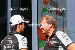 (L to R): Sergio Perez (MEX) Sahara Force India F1 with Robert Fernley (GBR) Sahara Force India F1 Team Deputy Team Principal. 28.08.2016. Formula 1 World Championship, Rd 13, Belgian Grand Prix, Spa Francorchamps, Belgium, Race Day.