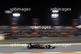 Jenson Button (GBR) McLaren MP4-31. 01.04.2016. Formula 1 World Championship, Rd 2, Bahrain Grand Prix, Sakhir, Bahrain, Practice Day