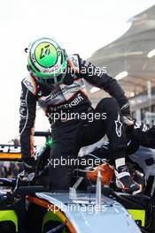 Nico Hulkenberg (GER) Sahara Force India F1 VJM09 on the grid. 03.04.2016. Formula 1 World Championship, Rd 2, Bahrain Grand Prix, Sakhir, Bahrain, Race Day.