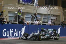 1st place for Nico Rosberg (GER) Mercedes Petronas AMG F1. 03.04.2016. Formula 1 World Championship, Rd 2, Bahrain Grand Prix, Sakhir, Bahrain, Race Day.