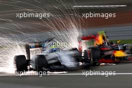 Felipe Massa (BRA), Williams F1 Team and Daniil Kvyat (RUS), Red Bull Racing  03.04.2016. Formula 1 World Championship, Rd 2, Bahrain Grand Prix, Sakhir, Bahrain, Race Day.