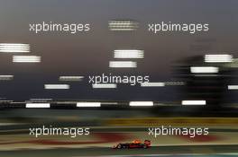 Daniel Ricciardo (AUS) Red Bull Racing RB12. 02.04.2016. Formula 1 World Championship, Rd 2, Bahrain Grand Prix, Sakhir, Bahrain, Qualifying Day.
